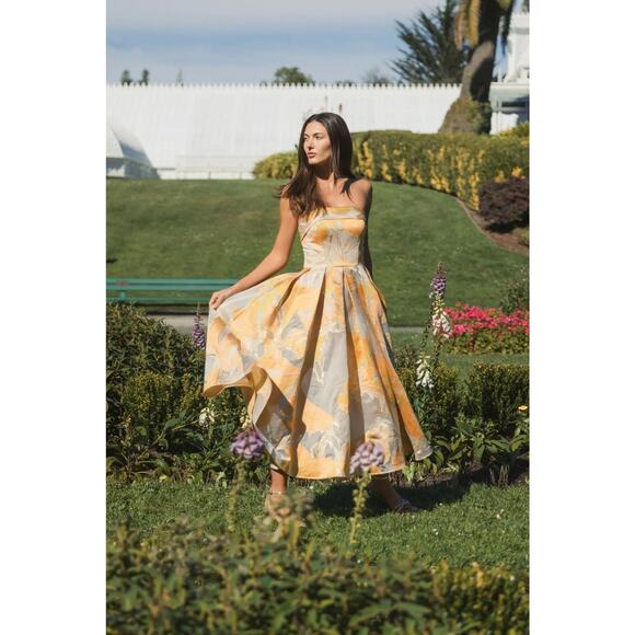 Mac Duggal Dresses & Skirts - Mac Duggal Peach Multi Strapless Brocade Midi Dress with Pockets Sz 8 NWOT